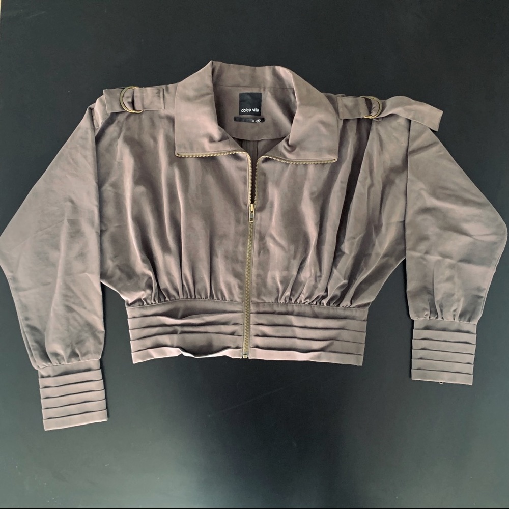 NEVER WORN DOLCE VITA CROPPED JACKET with PLEATING